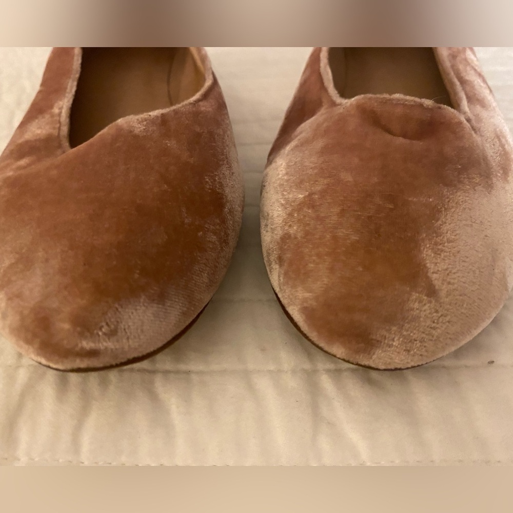 Madewell Leia blush pink velvet flats 8 - Picture 4 of 5